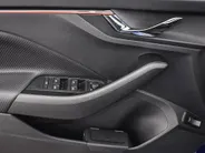 Škoda Kamiq Monte Carlo 1.0 TSI 85kW/115PK SUV 6 versn. handgeschakeld | Metallic Lak | Winter pakket | 17'' Lichtmetalen Velgen | DEMO Deal!