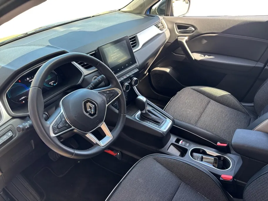 Renault Captur 1.6 E-Tech plug-in hybrid 160 techno | Apple Carplay / Android Auto | Climate Control | 17' Lichtmetaal | Cruise control
