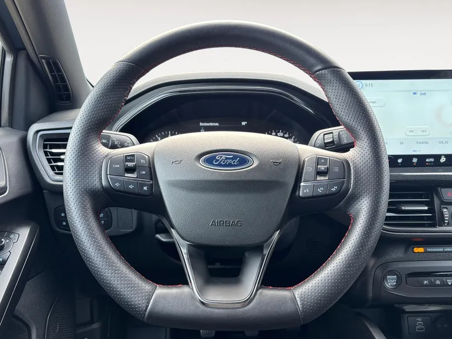 Ford Focus Wagon 1.0 EcoBoost Hybrid ST Line | Winterpack | Apple Carplay/Android Auto | Parkeersensoren | Cruise Control | Climate Control |