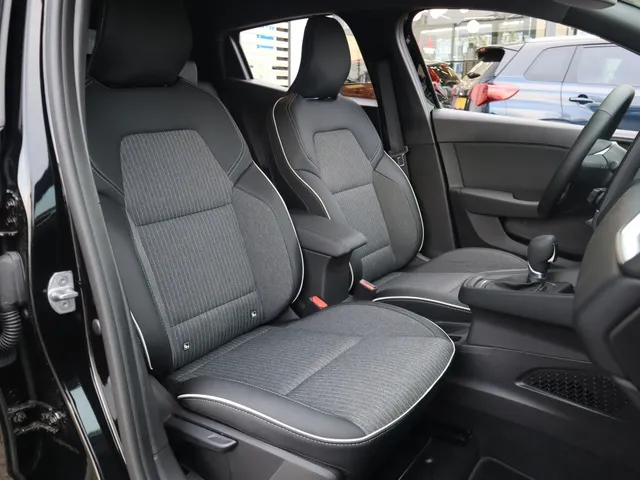 Mitsubishi Colt 1.6 HEV Intense+ Adaptive Cruise | Keyless | Navi
