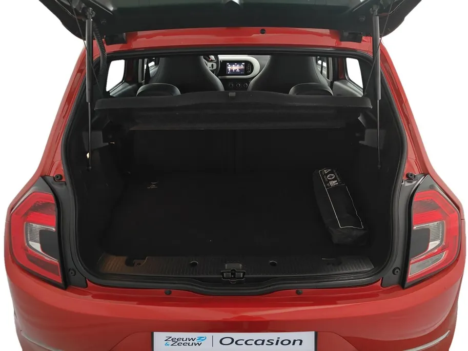 Renault Twingo 0.9 TCe Intens AUTOMAAT NAVI APPLE CARPLAY ANDROID AUTO LM VELGEN 5 DEURS ZEER LEUKE AUTO MET PAS 31000KM DEALER ONDERHOUDEN 1E EIGENAAR