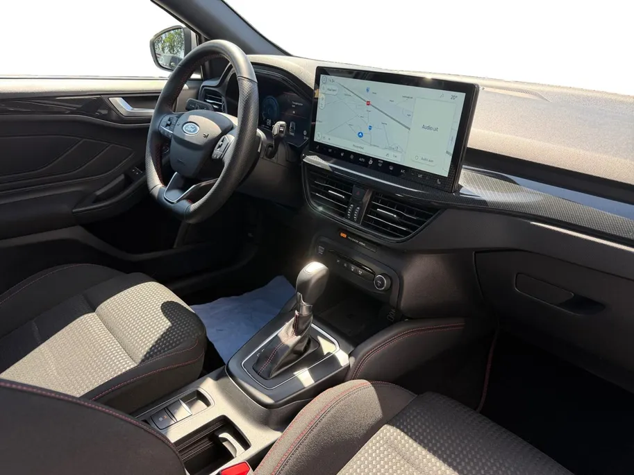 Ford Focus Wagon 1.0 EcoBoost Hybrid ST Line X | Automaat | Panorama dak | Adaptieve Cruise Control