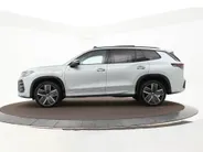 Volkswagen Tayron 1.5 272pk DSG eHybrid R-Line Edition · Panoramadak · 360 Camera · Wegklapbare Trekhaak · Stoelverwarming · Apple/Android Car Play · 20'' Inch · Garantie t/m 03-11-2029 of 100.000km