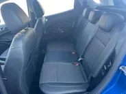 Ford EcoSport 1.0 EcoBoost Titanium | Dealer onderhouden | 1e eigenaar | NL auto | Winter pack | Navigatie | Apple carplay & Android auto | BLIS | Parkeersensoren voor en achter | Achteruitrijcamera | Cruise control | 17' lichtmetalen velgen | Bovag garantie |