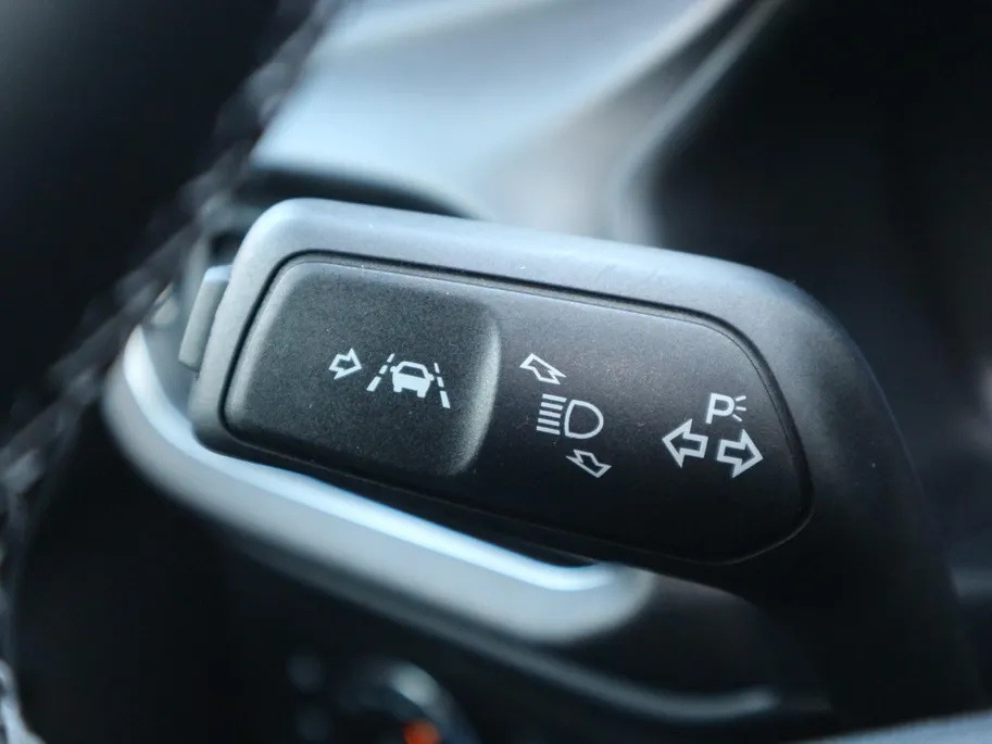 Ford Puma 1.0 EcoBoost Hybrid Titanium 125pk | Panodak | Driver Assistance- | Winter Pack