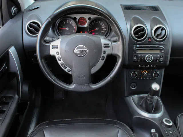Nissan QASHQAI 2.0 Tekna Premium 4WD | Cruise | Panodak | Leder | Park sens | Lm-Velgen