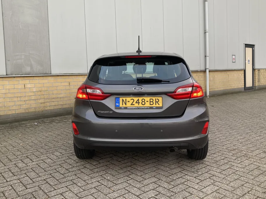 Ford Fiesta 1.0 EcoBoost 100 pk Titanium 5-deurs Navigatie - Apple Carplay/ Android Auto - Active Park Assist