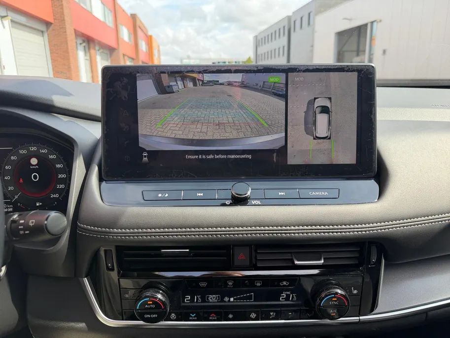 Nissan X-Trail 1.5 e-Power Tekna | Navigatie | Schuif-/ Kanteldak | Stoelverwarming voor & achter | 360 camera | Apple Carplay/ Android Auto | Geheugenfunctie voorstoelen | Elektrische Kofferbak |