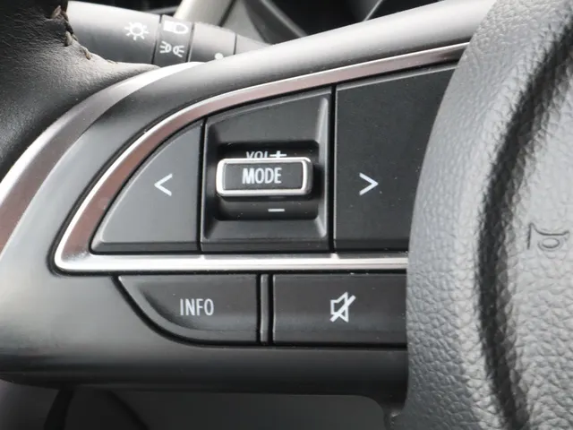 Suzuki Swift 1.2 Style Hybrid Automaat Keyless | Adaptive Cruise | AllSeasons