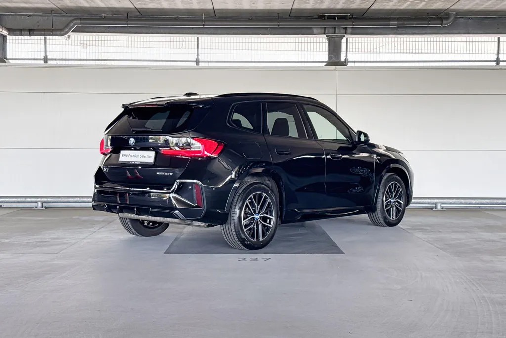 BMW X1 xDrive25e