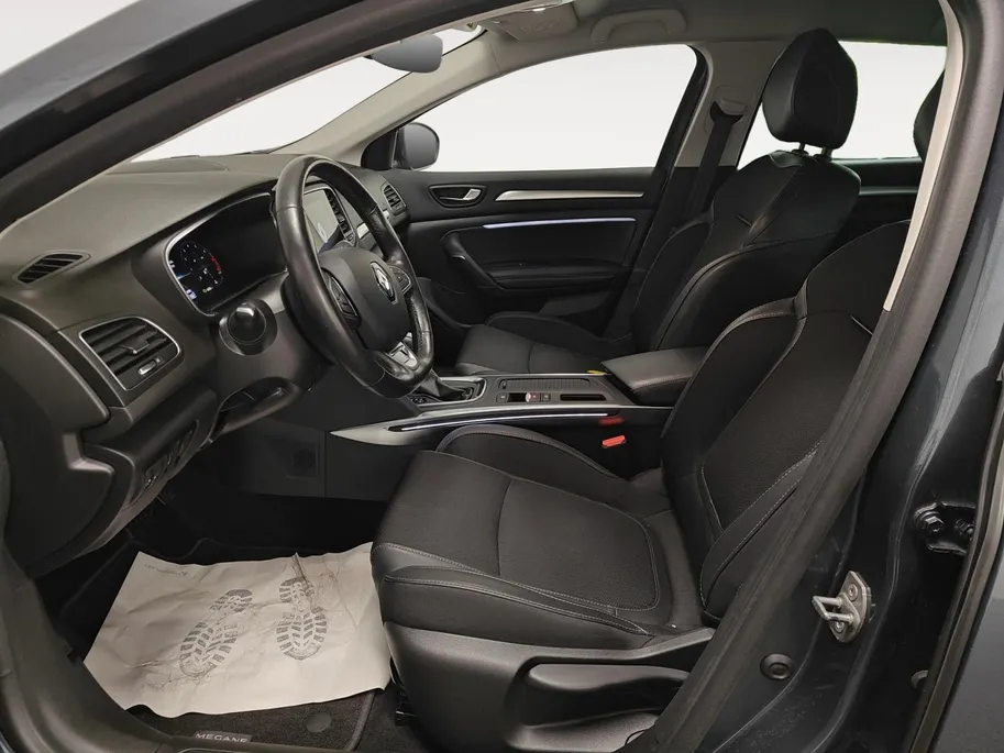 Renault Mégane Estate 1.3 TCe 140 Techno AUTOMAAT NAVI STOELVERWARMING AIRCO CAMERA CRUISE CONTROLE APPLE CARPLAY ANDROID AUTO TREKHAAK (TREKGEWICHT 1750KG) ZEER MOOIE AUTO