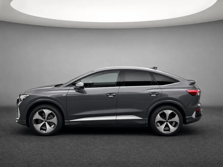 Audi Q4 Sportback e-tron S edition quattro performance 82 kWh · Tech Pro · Panorama dak · SONOS Sound · Ambient lighting · Head-up Display