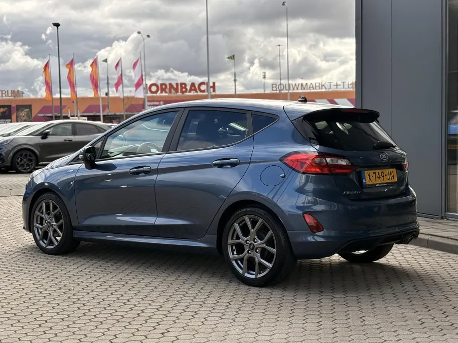 Ford Fiesta 1.0 EcoBoost Hybrid ST-Line Winter Pack I Apple Carplay/Android Auto I Lichtmetalen Velgen I LED Verlichting I