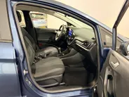 Ford Fiesta 85PK Trend | 1e eigenaar | Navi | Cruise Control | Airco | DAB | Apple CarPlay/Android Auto | Parkeersensoren | Elektrische Ramen & Spiegels | Licht Sensor |
