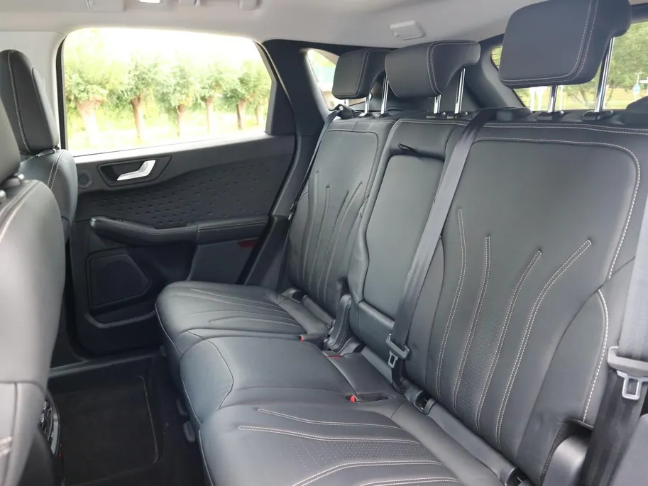 Ford Kuga 2.5 PHEV Vignale | TREKHAAK | PANO | HUD | ADAP CRUISE | WINTER |
