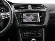 Volkswagen Tiguan 1.4 TSI 245pk DSG eHybrid R-Line Business · Apple/Android Car Play · Wegklapbare Trekhaak · Alarm · Dodehoek Detectie · Stoel-& Stuurverwarming · 19'' Inch ·