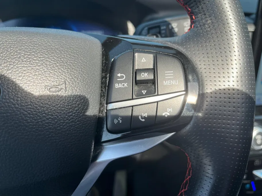 Ford Explorer 3.0 V6 EcoBoost PHEV ST-Line 7p. | Dealer Onderhouden | Panoramadak | 360 Graden Camera | All Season Banden | Elektrische Achterklep | Adapt. Cruise Control | BLISS | Winterpakket | Navigatie |