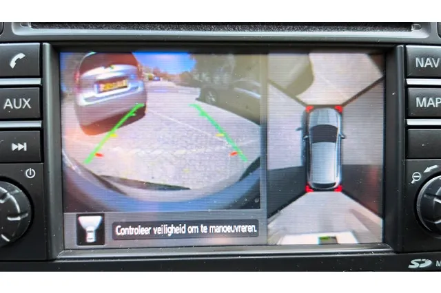 Nissan QASHQAI 2.0 140PK Connect Edition Navi - 360° Camera - Trekhaak 1400KG