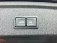 Audi A3 Sportback 40 TFSIe 150kW/204PK S Line · Panoramadak · Leder · Camera · Apple/Android Car Play · Drive select