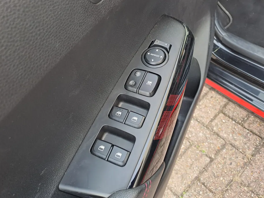 Kia Picanto 1.0 MPi GT-Line Edition | Leer | Airco | LM Velgen | Navi | Camera | Cruise | Apple Carplay/Android Auto