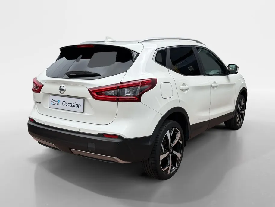 Nissan QASHQAI 1.2 Tekna + | Zeer compleet | Panoramadak | 360 graden camera | Lederen bekleding | BOSE audio | 12 maanden BOVAG garantie |