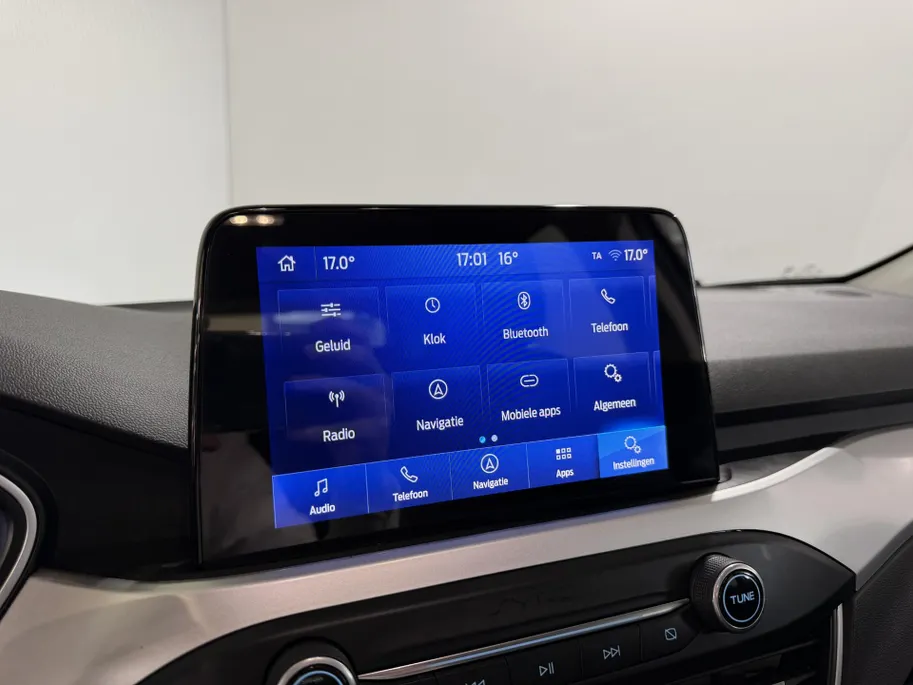 Ford Focus 100PK EcoBoost Trend Edition Business | 1e eigenaar | Winter Pack | Comfort Pack | Navi | Apple CarPlay/Android Auto | Parkeersensoren | Lichtmetalen Velgen | Cruise Control |