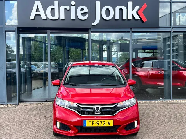 Honda Jazz 1.3 i-VTEC Comfort 102pk AUTOMAAT | TREKHAAK | NAVIGATIE | PARKEERSENSOREN V+A | STOELVERWARMING | 17' LM VELGEN |