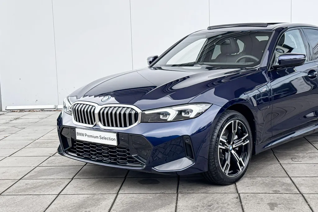 BMW 3 Serie Sedan 330e M-Sport