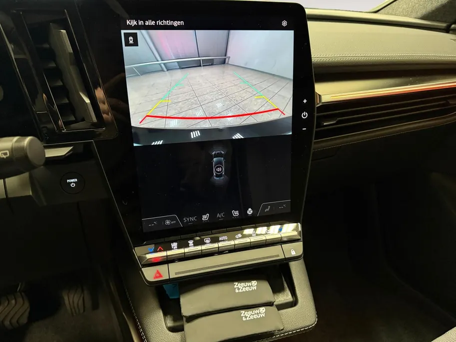 Mitsubishi Eclipse Cross INTENSE | 87 KWH | | 4000 EURO KORTING | SNEL RIJDEN | 633 WLTP | ACHTERUITRIJCAMERA |
