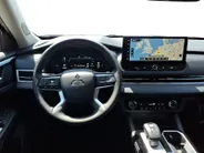 Mitsubishi Outlander 2.4 PHEV Pure | Showroomvoorraad model met 5.000 euro korting bij levering voor 30-6-2026  |Navigatie | Airco/ECC | L.M.Velgen | 8 jaar garantie