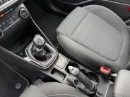 Ford Fiesta 1.0 EcoBoost Titanium | Stoel/Stuur en voorruit verwarming | Navigatie | Apple Carplay | Android Auto | Achteruitrijcamera | All Season Banden |