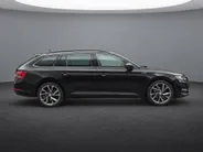 Škoda Superb 1.4 TSI iV 218pk DSG Sportline Business · Apple/Android Car Play · Wegklapbare Trekhaak · Elek. Achterklep · Elek. Voorstoel · 19'' Inch ·
