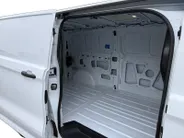 Ford Transit Custom 340 L2H1 Trend 65 kWh | Direct uit voorraad leverbaar | Winter Pack | Driver Assistance Pack | Achteruitrijcamera | Apple Carplay & Android Auto |