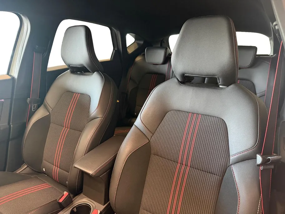 Renault Captur 1.6 HYBRID | AUTOMAAT | RS-LINE | TREKHAAK |