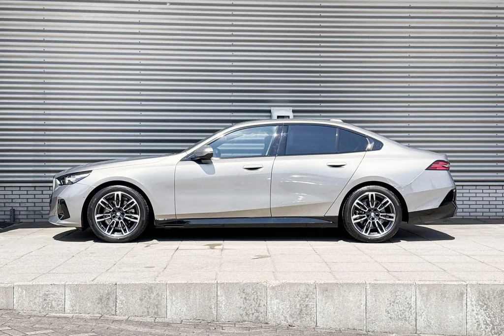 BMW 5 Serie Sedan 520i