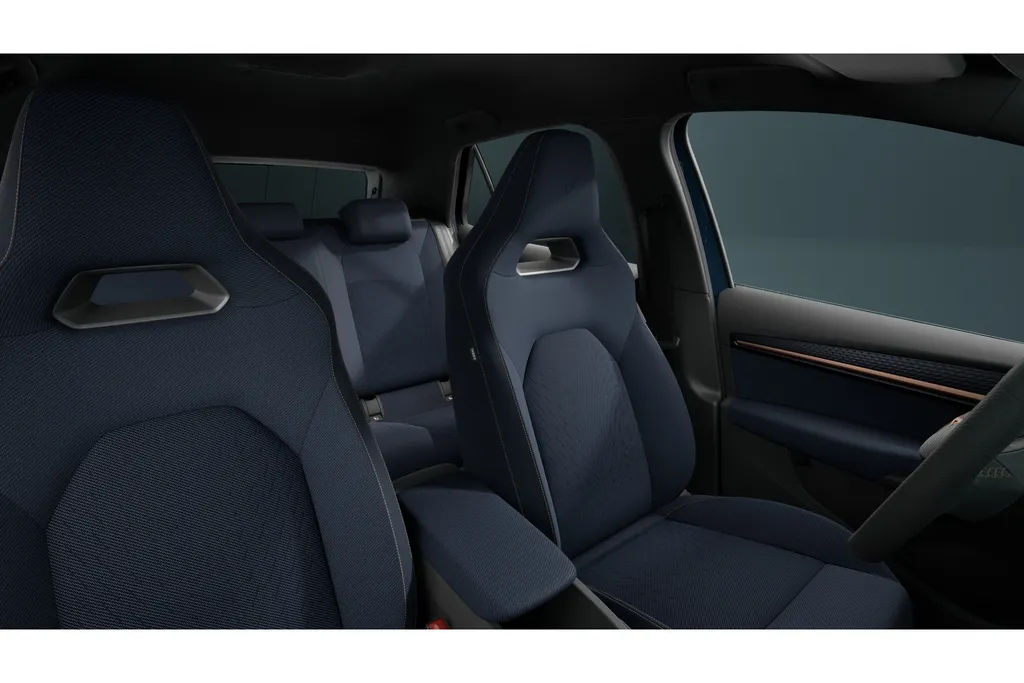 CUPRA Born Business | Achteruitrijcamera | Kinderzitbevestiging vóór en 2e zitrij (ISOFIX) | Parkeersensoren achter & voor