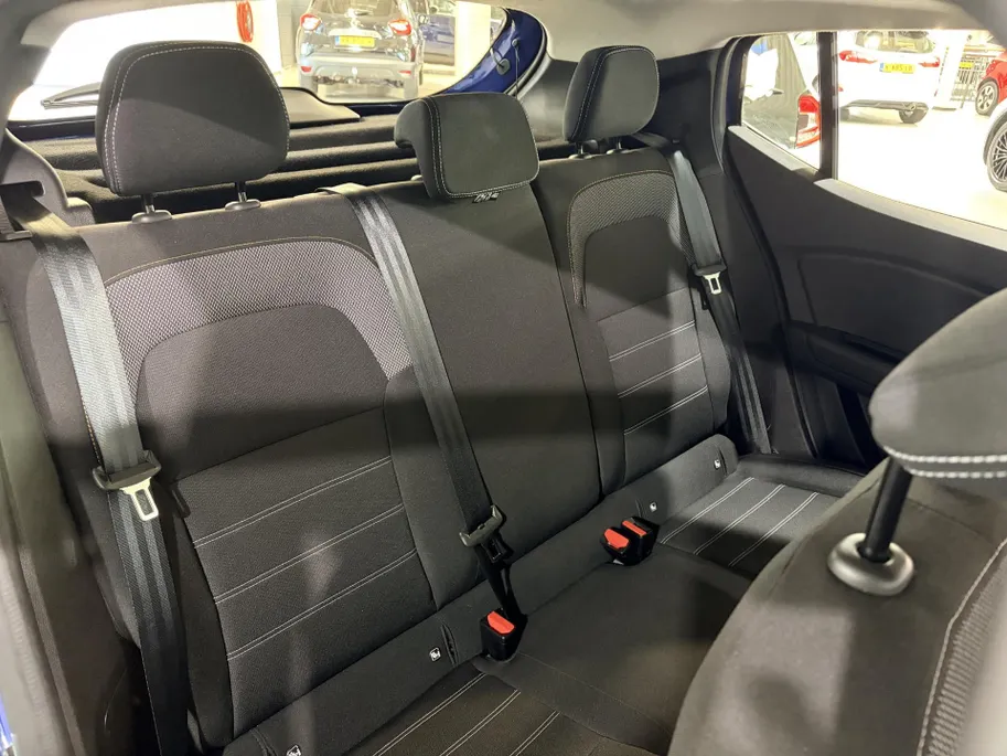 Dacia Sandero Stepway 100PK TCe 100 ECO-G Expression | 1e eigenaar | Trekhaak | Camera | Parkeersensoren | Apple CarPlay/Android Auto | Cruise Control | Licht & Regen Sensor |