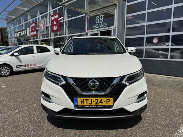 Nissan QASHQAI 1.3 DIG-T Premium Edition automaat