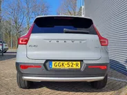Volvo XC40 2.0 B3 Essential AUTOMAAT | Stuur/stoelverwarming | Adaptieve Cruise | Camera | Sensoren | Dode hoek | Apple Carplay/Android Auto