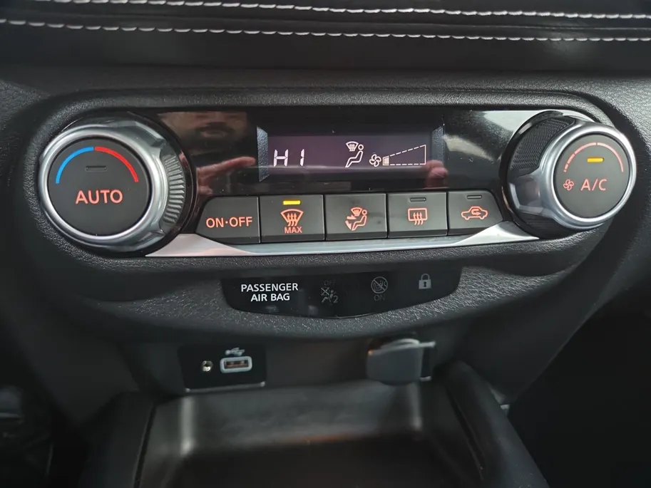 Nissan Juke 1.6 Hybrid N-Connecta Automaat | Cruise Control | Carplay | Camera | NAP |