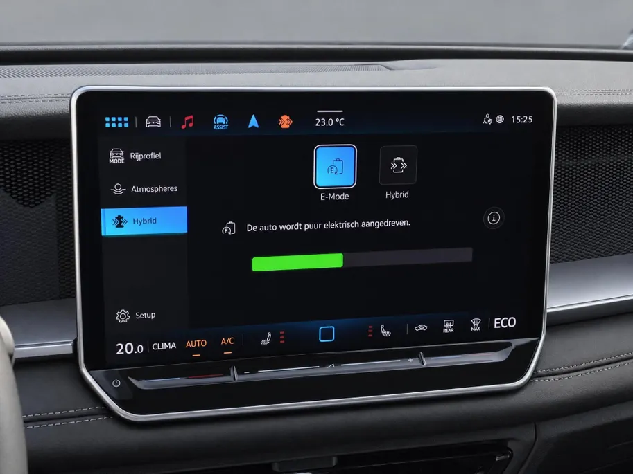 Volkswagen Tayron Life Edition 1.5 eHybrid 204 PK 6 versn. DSG · Comfort Pakket · Trekhaak · Achteruitrijcamera · Stoel- en stuurverwarming