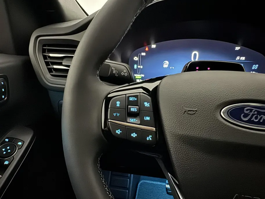 Ford Kuga 2.5 PHEV BlueCruise Edition | DIT IS EEN VOORRAADAUTO! | Panorama Dak | Elek. Trekhaak | 20'Wielen |
