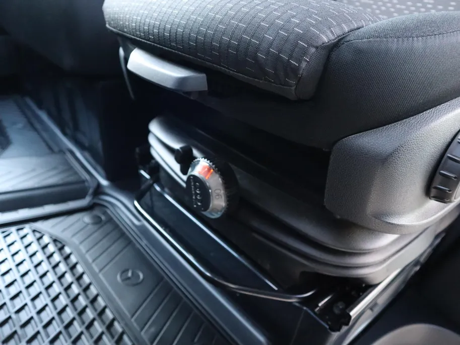 Mercedes-Benz Sprinter 319 CDI L2H2 SELECT