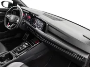 Volkswagen Golf 2.0 TSI 245pk DSG GTI · Panoramadak · Camera · Harman Kardon Sound · Matrix LED · Leder Vienna · Alarmklasse 3 · Elek. Bestuurdersstoel + Geheugen ·