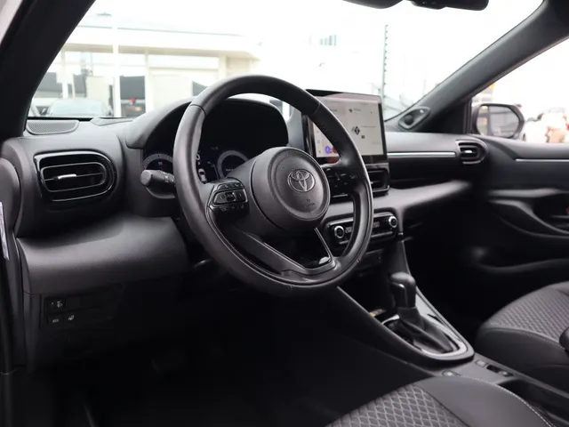 Toyota Yaris 1.5 Hybrid 130 Executive JBL | Head-up | Stuur en stoelverwarming VERKOCHT