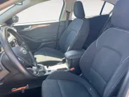 Ford Focus 1.0 EcoBoost Titanium Business | Dealer onderhouden | NL auto | Adapt. cruise control | Winter pack | Parkeersensoren voor en achter | Achteruitrijcamera | B&O audio | 17' lichtmetalen velgen | Bovag garantie |
