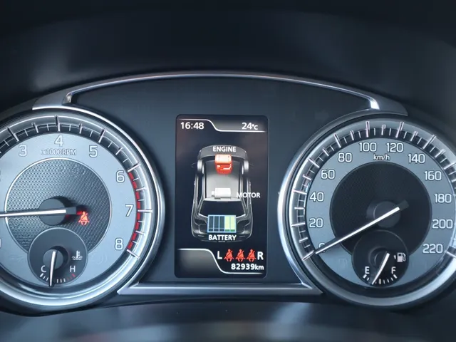Suzuki Vitara 1.4 BoosterJet Select Hybrid Trekhaak | AllSeasons | Carplay