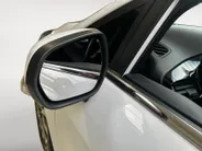 Ford Fiesta 1.0 EcoBoost Hybrid Titanium | Apple Carplay / Android Auto | Stoel + Stuurverwarming | Cruise Control | Parkeersensoren Achter | Lichtsensor | Climate Control | Verwarmbare Voorruit