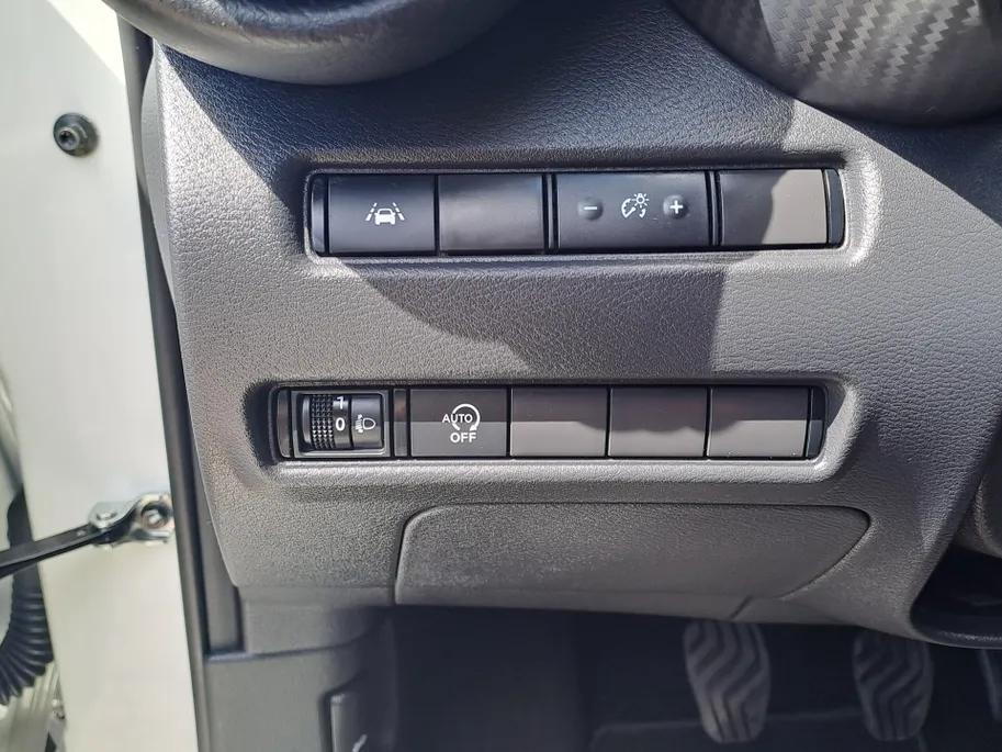 Nissan Juke 1.0 DIG-T N-Connecta | Cruise | Apple Carplay/Android Auto | Camera | DAB | Keyless entry | Keyless start