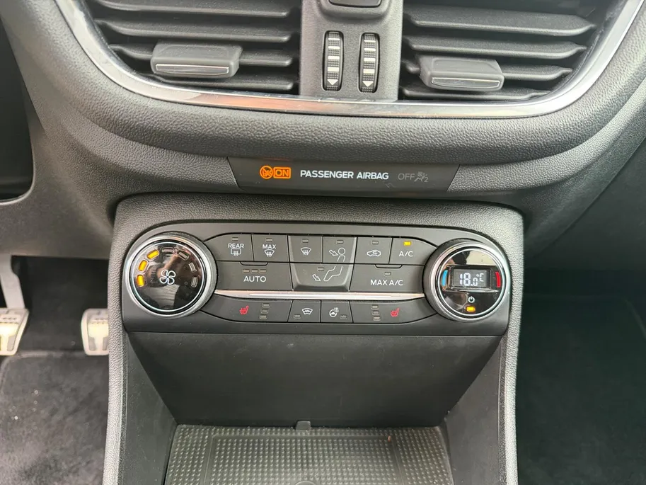Ford Fiesta 1.5 EcoBoost ST-3 | Volledig dealer onderhouden | NL auto | Winter pack | BLIS | Parkeersensor achter | Achteruitrijcamera | B&O audio | Apple carplay & Android auto | 18' lichtmetalen velgen | Bovag garantie |